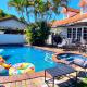 Fab 4brm home with pool a 18 min walk to beach, Gold Coast - Fotografie 1