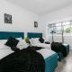 Spacious Detached House with 7 Beds Includes Ping Pong and Pool Table Sleeps 14 Free Parking, Feltham (fotografie 7)