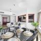 WelHome - Stunning High-Rise with Canal View Near MarinaMall, Dubaj - Fotografie 8