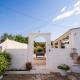Trullo Tre Coni, Cisternino (photo 2)