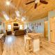 Cozy Waverly Cabin with Fireplace and Deck!, Waverly (photo 9)