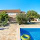 Apartment Villageway, Pridraga