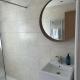 Best rated in Barnsley- apartment sleeps 4 & 5 minute walk to town centre, Barnsley (Foto 8)