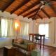 Lofty, fully equipped apartment in the heart of Montezuma, Puntarenas - Photo 8
