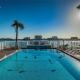 The Seashell Suite with Private Balcony and Walk to Beach, Clearwater Beach - Foto 4