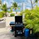 Palm Beach House - Stunning 3 Bedrooms beachfront - Nettle Bay Beach Club, Baie Nettle (Foto 2)