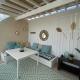 Palm Beach House - Stunning 3 Bedrooms beachfront - Nettle Bay Beach Club, Baie Nettle (Foto 10)