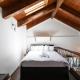 Cozy Tiny House in Neve Tzedek, 3m walk to Beach!, Tel Aviv