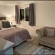 Orchard Retreat - Rural Cabin - Private Hot Tub!, Gloucester (foto 4)