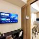 1BR Condotel with Balcony at FAME Residences #FM11, Manila - Fotografie 8