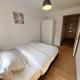 2 Bed Flat by Heathway Station Dagenham - Zdjęcie 5