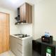 Modern Look and Tidy Studio Gateway Park LRT City Jatibening Apartment By Travelio, Bekasi - Fotografie 7