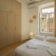 Cozy Studio Apartment In the Center - By Wehost, Tbilisi - Fotografie 10