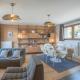 Duplex neuf avec balcon, cheminée, proche des pistes à l'Alpe d'Huez - FR-1-645-73, Huez