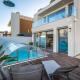 Silvercoast Villa Concha Baia with private heated pool and seaview rooftop lounge