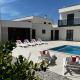 Villa Mare - Modern villa with swimming pool and jacuzzi Pula - Photo 1