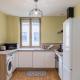 Bright 1 bedroom apartment, close to city center, Roubaix - Photo 5