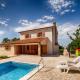 Villa with pool, garden, in a quiet small village - by Traveler tourist agency Krk - ID 2179 Kras - Foto 4