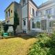 Villa Sénone - By BEST KEYS - Maison Familiale - Idéal Vacances ou Séjour Professionnel & Télétravail - Jardin & Véranda - 5 Chambres - Véranda & Bureau Séparé - Proche Centre & Commerces - Parking Facile & Gratuit, Sens (fotografie 2)