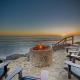 Oceanfront Getaway, Private Beach, Fire Pit, 5BR Oceanside - Foto 2