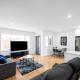 A Private Hideaway with Large Backyard and CarParks, Bayswater