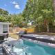 Fenced in With Jacuzzi Close to Siesta Key Bridge! Sarasota - Photo 1