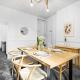 Stylish 3 Bedroom House - 6 Guests - Garden - Parking - Netflix - Wifi - 17M, Бирмингем (фото 5)