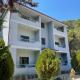 Canary Hotel, Golem