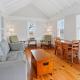 Pet Friendly Cape Cottage, Truro (fotografie 8)