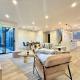 New Spacious 4Beds Family Home, Окленд - Фото 3