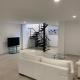New - MiJa basement Loft Apartment steps from Beach - perfect for Sun and Sport Seekers Marbella - Zdjęcie 3