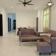 Cozy, Spacious Gambang Homestay, Gambang - Fotografie 1