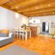 Charming Apartment - Heart of Brașov Poarta Schei, Braşov - Foto 3