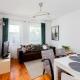 Orunia Apartment with Garden by BookingHost, Danzica