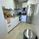 3New 2 bed 2 bath Apartment with Community pool and local beach, Mijas (zdjęcie 8)