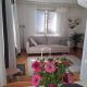 65m2, airport 3km, private parking, sauna