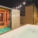 Sauna, King Beds, Tranquility Base Fun Large Home, Saint Leonards - Fotografie 1