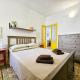 Local living in historic house with Private Garden, Msida (photo 7)