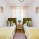 Cozy Apartment with Parking in Kraków by Noclegi Renters - Photo 4