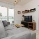 Spacious Apartment with Parking Warsaw Ursus by Renters Prestige, Varsavia - Foto 2