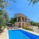 Villa Bepo by Interhome, Jakići