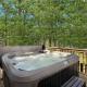 Hot Tub, FirePit, Large Yard, Screened Porch, WiFi Berkeley Springs - Foto 2