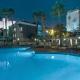 Beautiful Hotel in Desert Rose Resort - 2BD Sleeps, Las Vegas - Photo 3