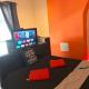 King TV-Bed En-suite MediaCity, MUFC, Salford, Manchester - Photo 1