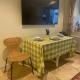 Boho Chic Apt with Fast Wi-Fi AC and SmartTV, Constanţa - Foto 6