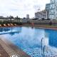 Cubao Manhattan Plaza Residential Condo T139G - HUGE Studio with Pool, Kitchen & Balcony, Walk Distance to Araneta Coliseum LRT MRT Malls in Cubao Quezon City - Staycations by SMS, Manila - Fotografie 6