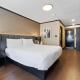 Hudson Yards Hotel, New York - Photo 9