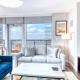 Luxury Apt with Balcony In Seaport Boston - Foto 1
