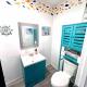 Cozy 3 Bedroom Cabin with Patio, Kids' Playground, and Large Grill, Shay (fotografie 6)