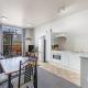 1BR Grey Lynn Haven & Parking, Balcony Zodiak Stays, Auckland - Fotografie 7